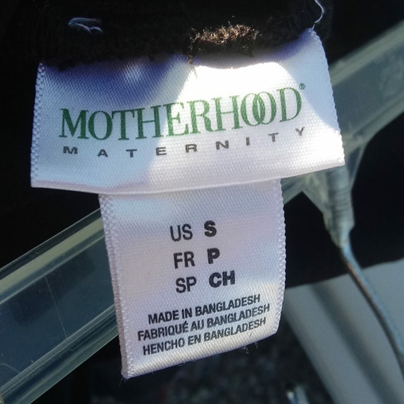 Motherhood Black Maternity Capri Summer Size Small - Picture 9 of 9